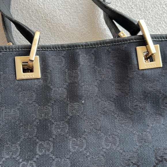 Gucci GG Canvas Bucket Tote in Black with Gold-tone Hardware VTG - Picture 12 of 16